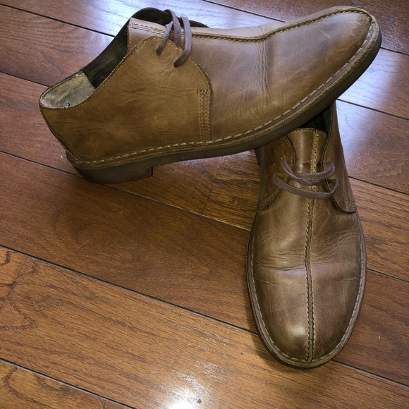 Clark’s shoes - Picture 2 of 4